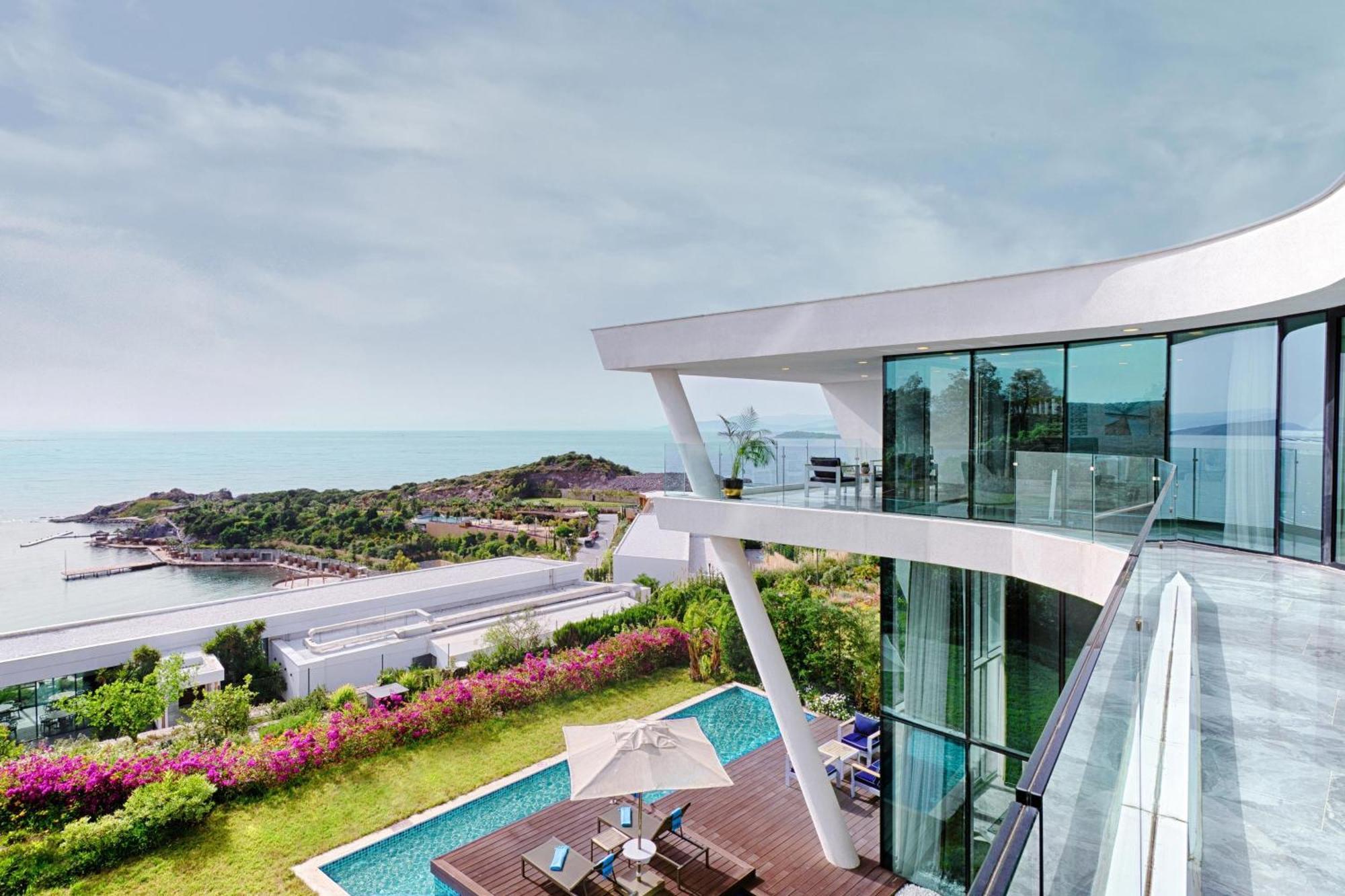 Le Meridien Bodrum Beach Resort Bogazici Bagian luar foto