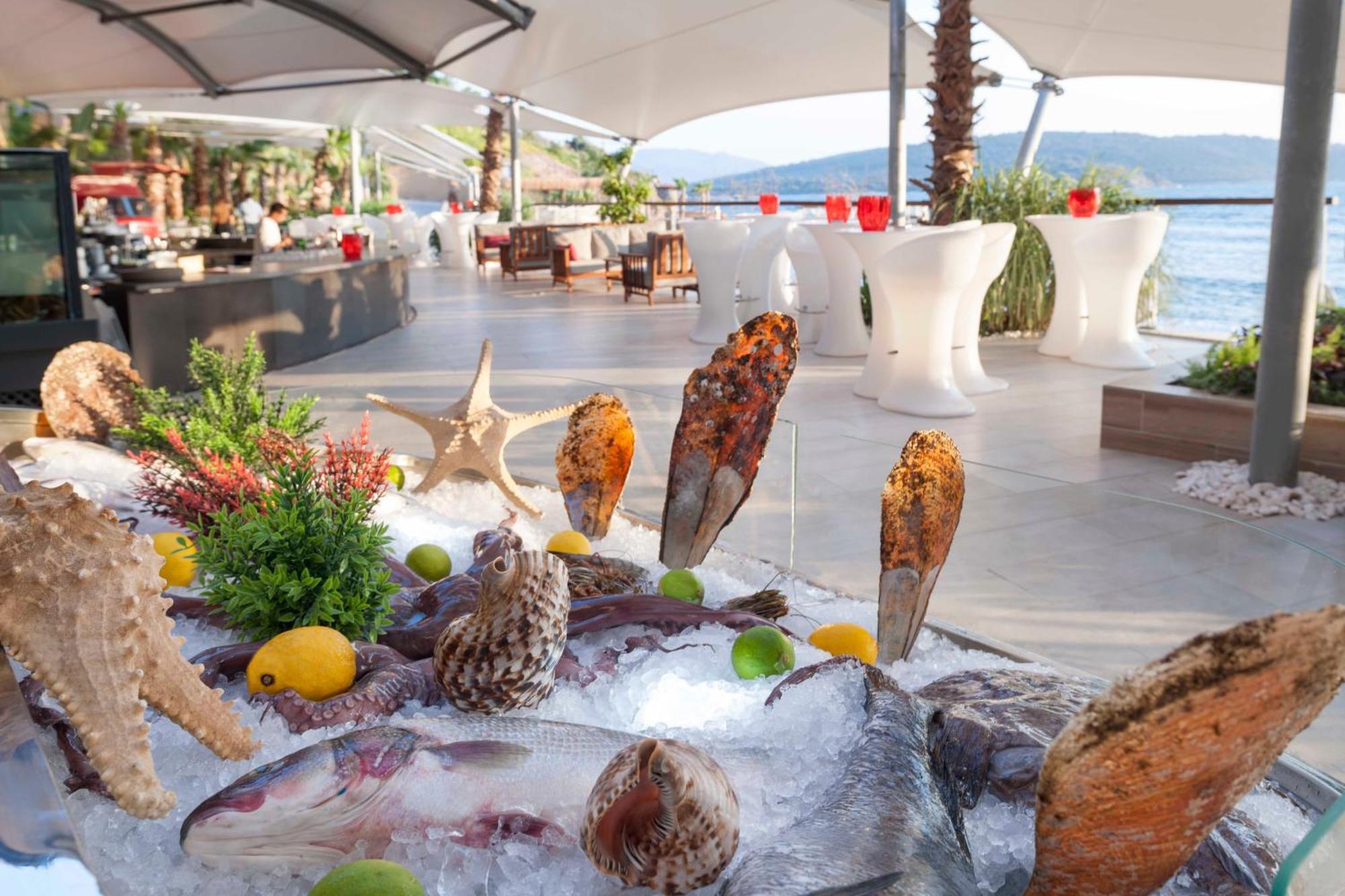 Le Meridien Bodrum Beach Resort Bogazici Bagian luar foto