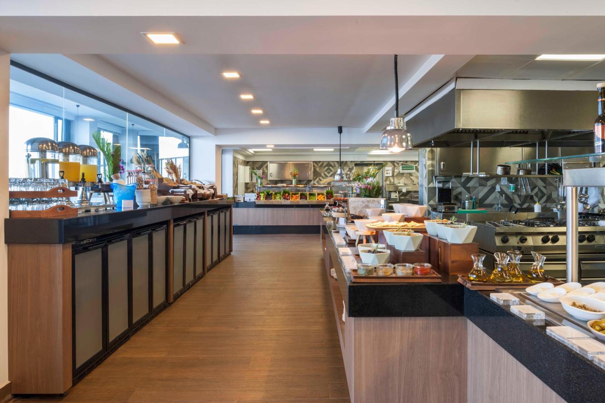Le Meridien Bodrum Beach Resort Bogazici Bagian luar foto
