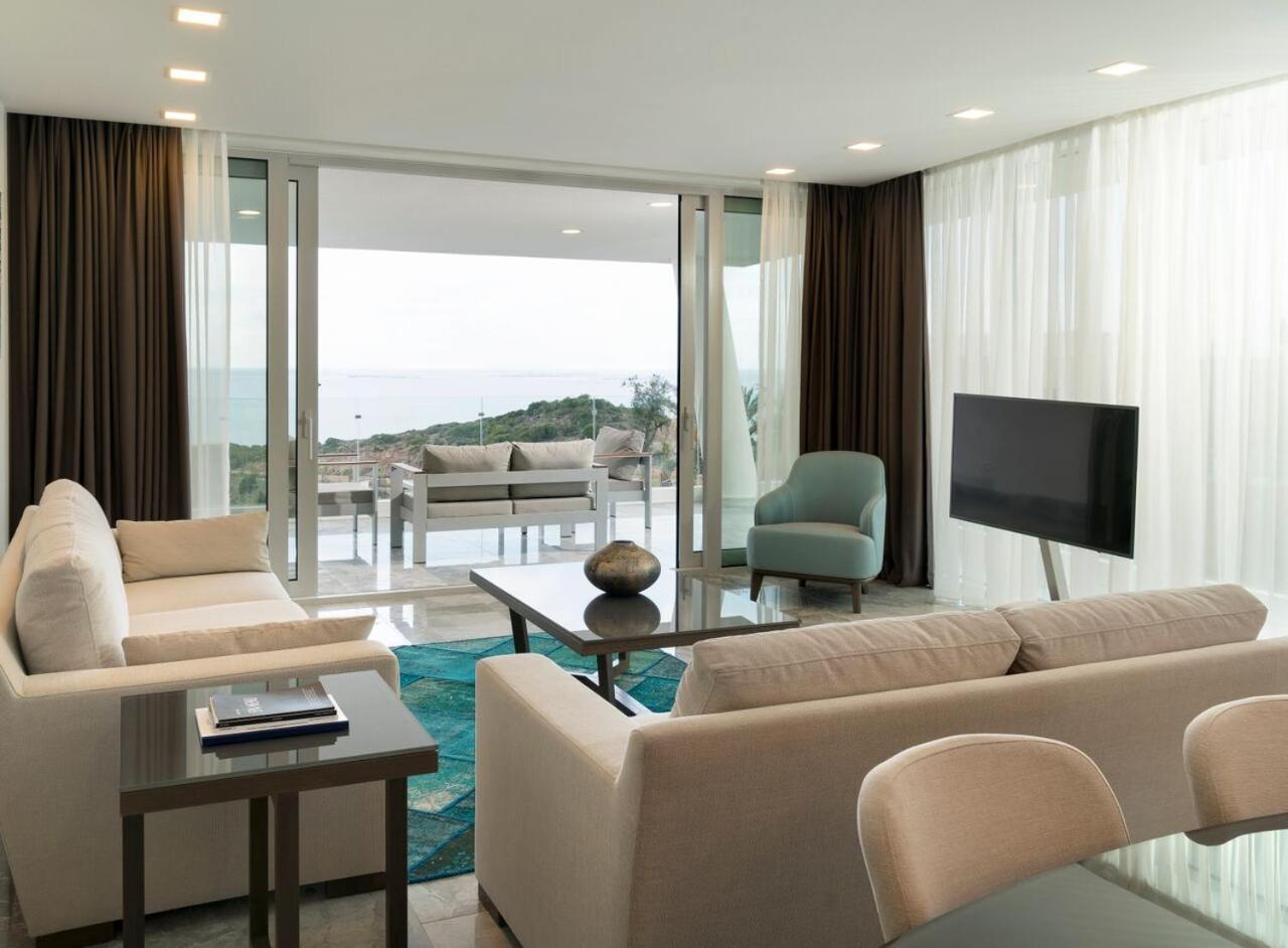 Le Meridien Bodrum Beach Resort Bogazici Bagian luar foto