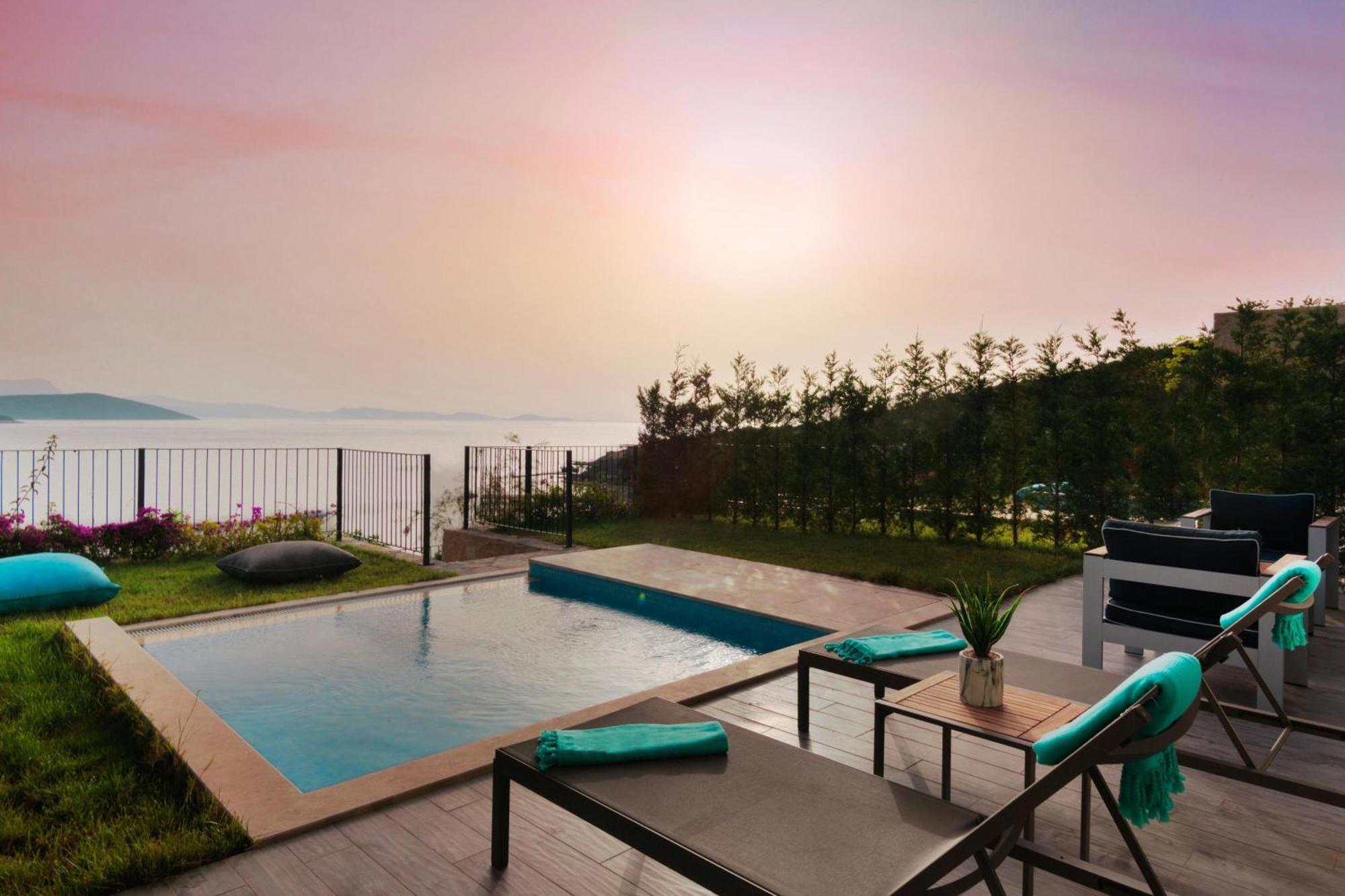 Le Meridien Bodrum Beach Resort Bogazici Bagian luar foto